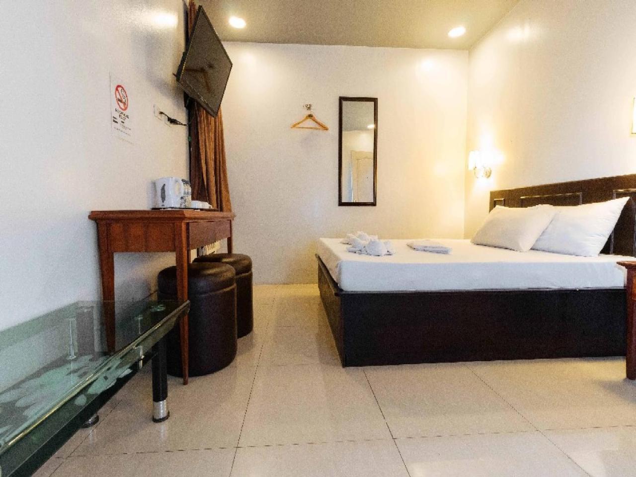 Getz Hotel Manila Eksteriør bilde